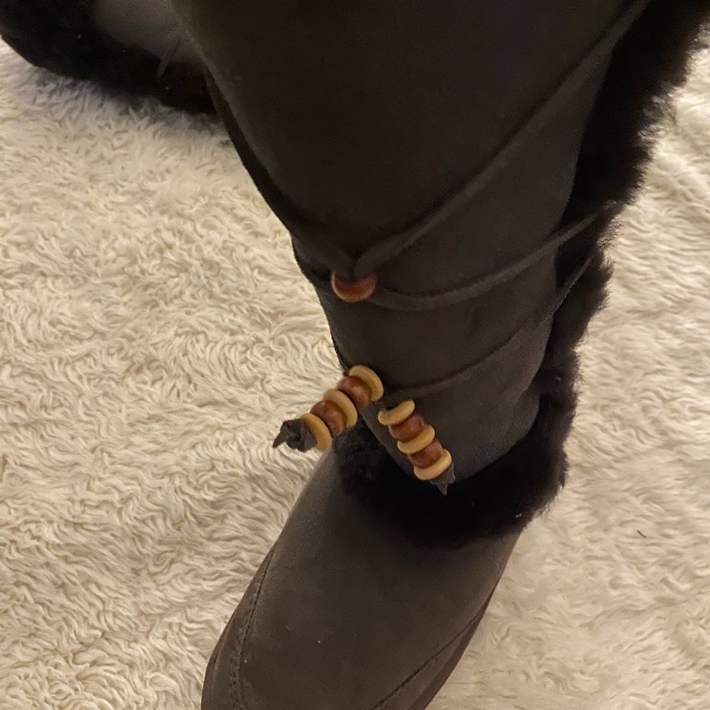 Ugh Boot - Picture 4 of 5